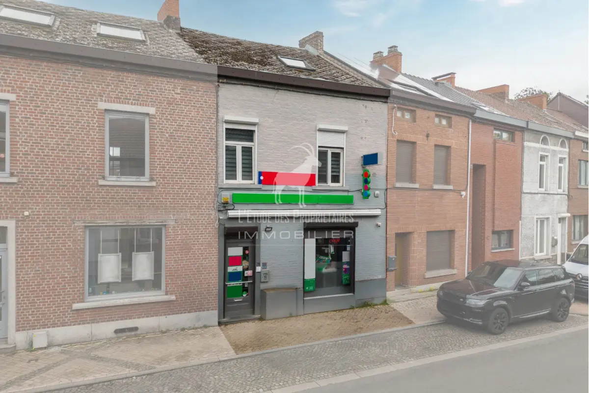 Commerce à louer à Monceau-sur-Sambre 6031 900.00€  chambres 1.00m² - annonce 772712