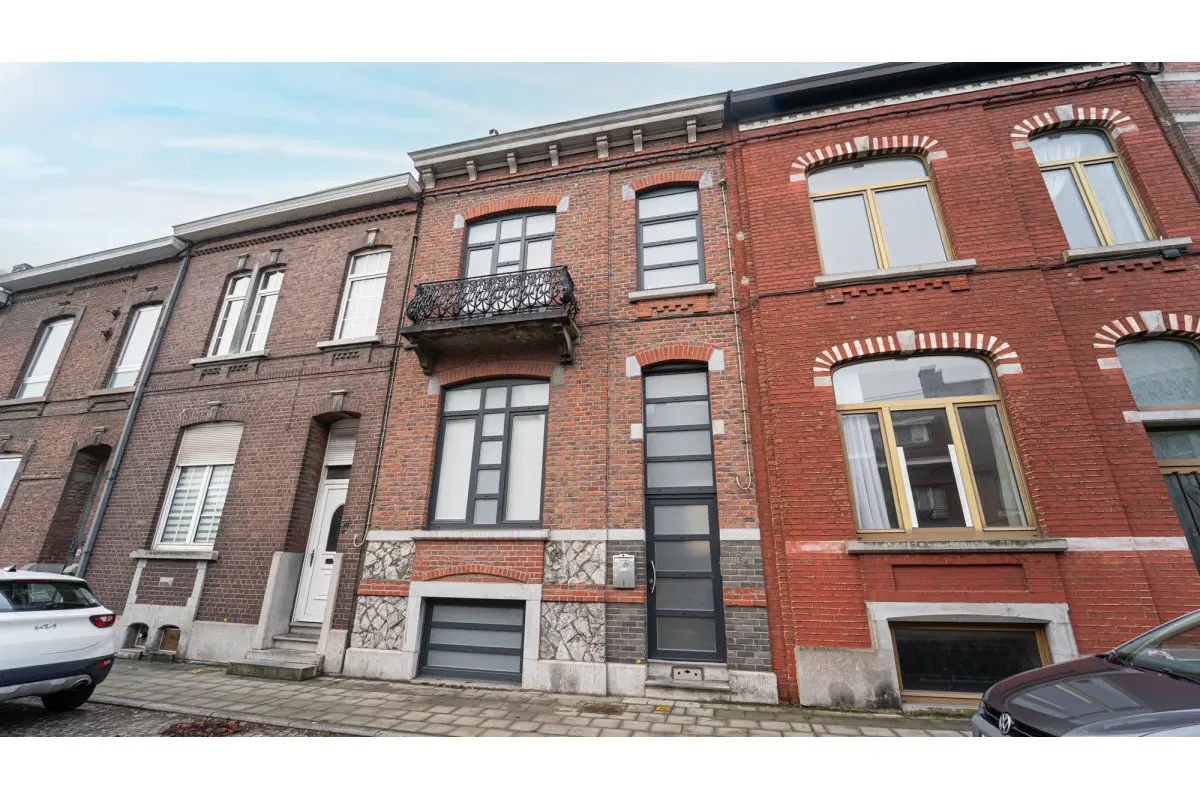 Maison à vendre à Marcinelle 6001 218000.00€ 3 chambres 170.00m² - annonce 773126