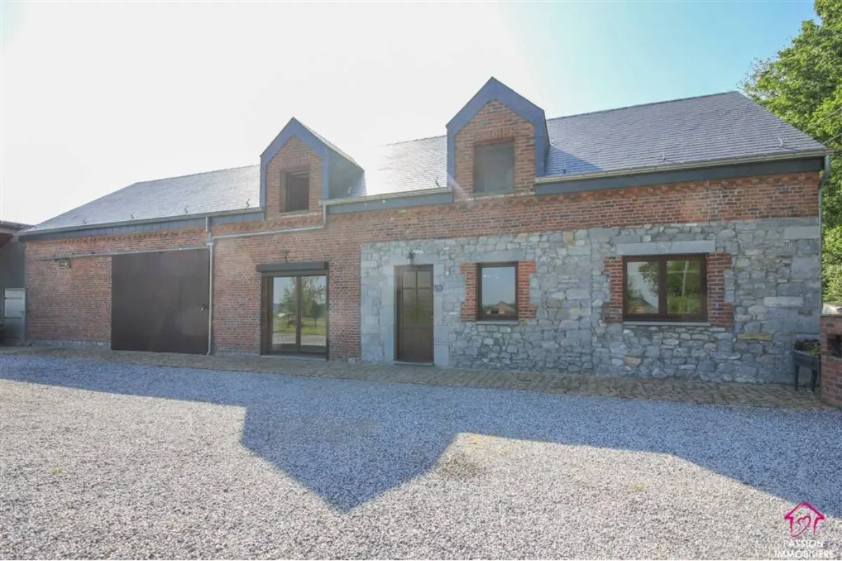 Maison à louer à Solre-Saint-Géry 6500 1000.00€ 3 chambres 202.00m² - annonce 773455