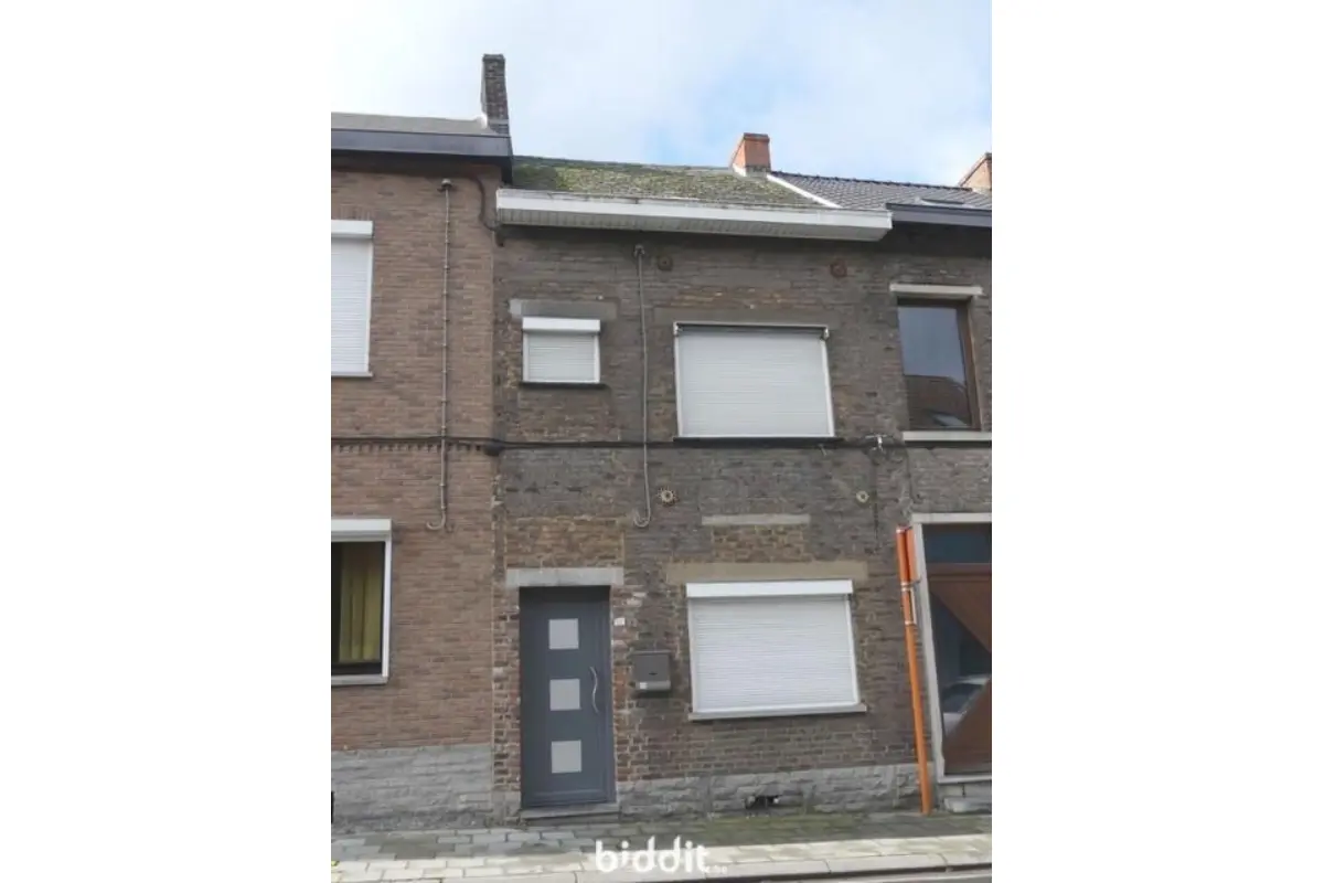 Maison à vendre à Strépy-Bracquegnies 7110 100000.00€ 2 chambres m² - annonce 774707