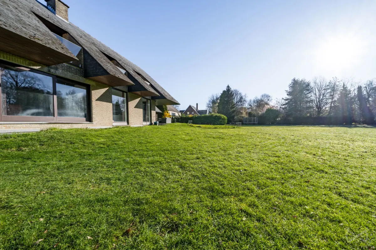 Villa à  à Masnuy-Saint-Jean 7050 800000.00€ 6 chambres 397.00m² - annonce 774370