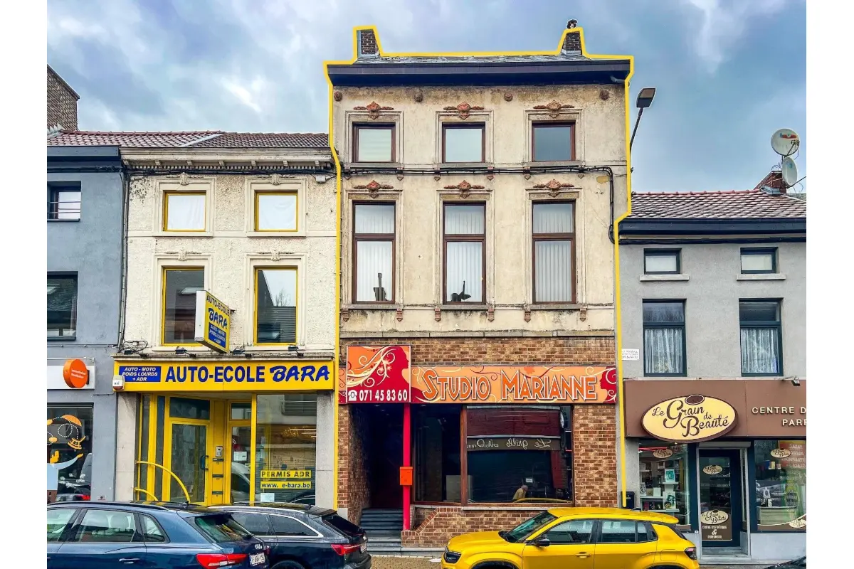 Commerce à vendre à Courcelles 6180 295000.00€ 0 chambres m² - annonce 774284