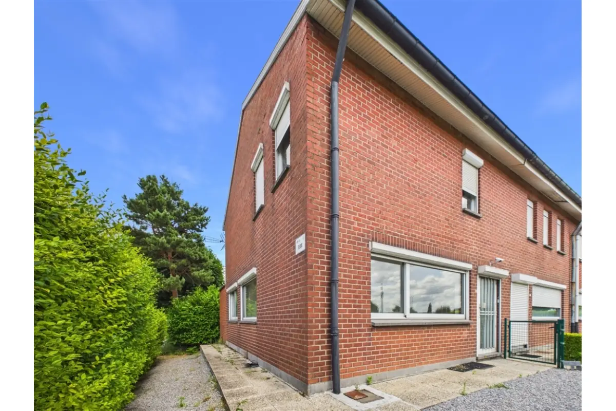 Maison à vendre à Estaimpuis 7730 149000.00€ 2 chambres 110.00m² - annonce 776277