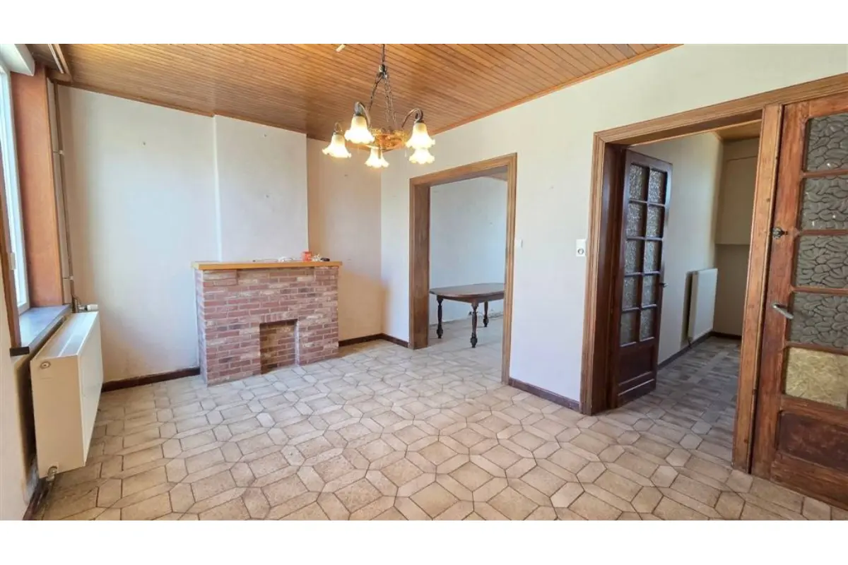 Maison à vendre à Escanaffles 7760 190000.00€ 4 chambres 193.00m² - annonce 775828