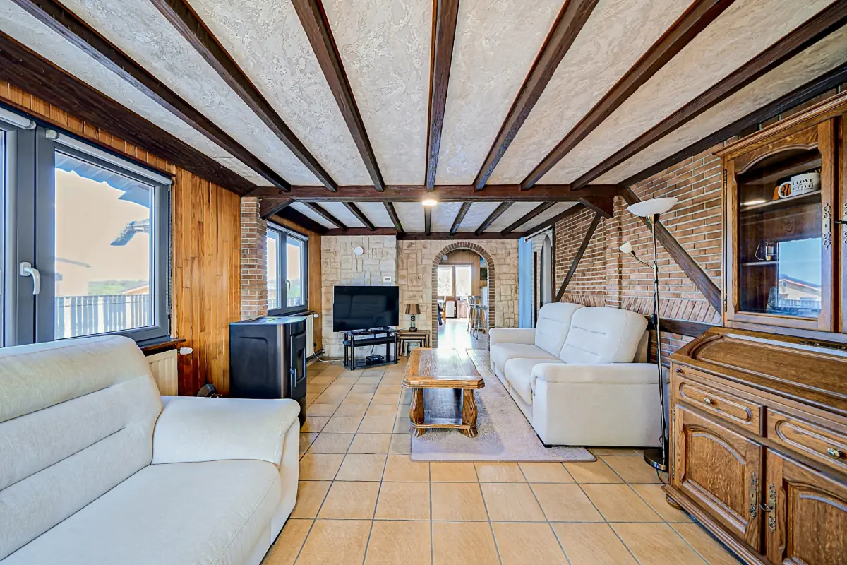 Bungalow à vendre à Froidchapelle 6440 125000.00€ 1 chambres 88.00m² - annonce 781896