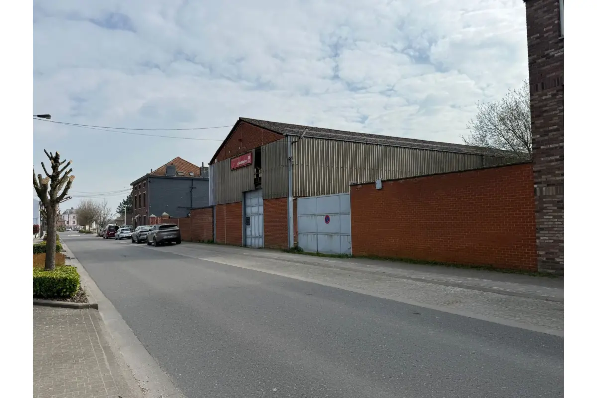 Commerce à vendre à Pont-de-Loup 6250 1300000.00€  chambres 1450.00m² - annonce 775582