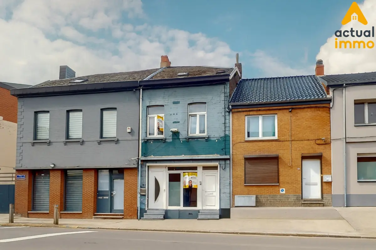 Immeuble mixte à  à Souvret 6182 125000.00€ 2 chambres 65.00m² - annonce 776839