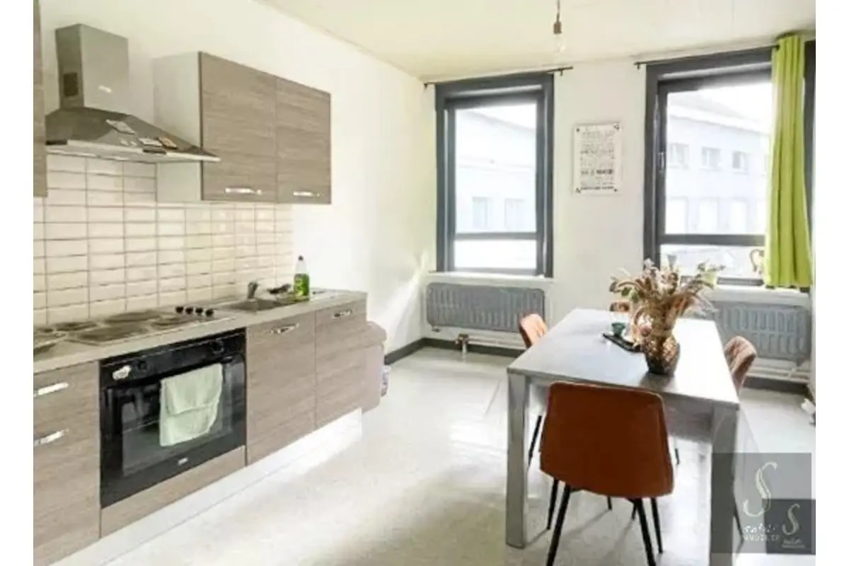 Appartement à  à Binche 7130 750.00€  chambres m² - annonce 776960