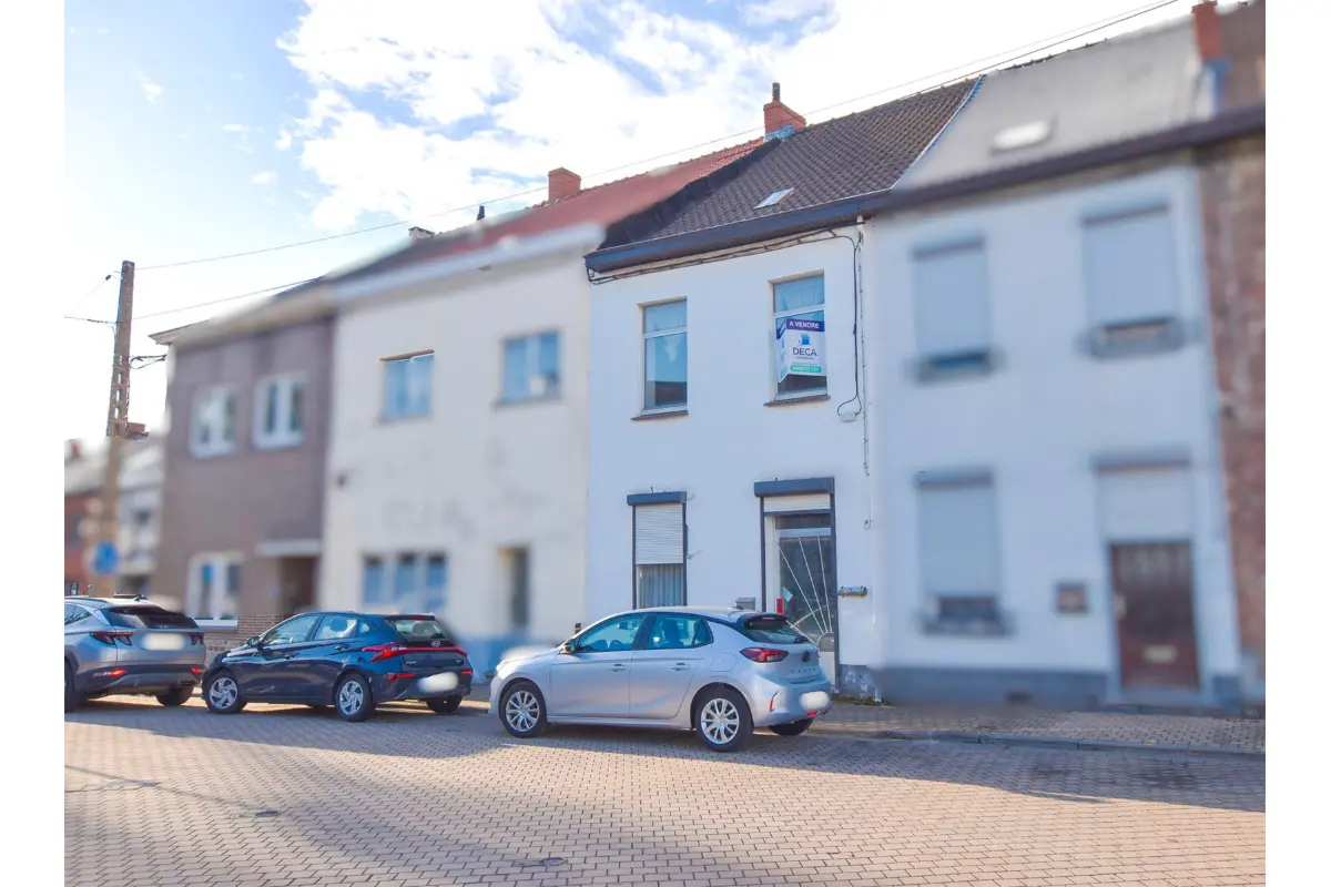 Maison à vendre à Jumet 6040 105000.00€ 2 chambres 119.00m² - annonce 776875