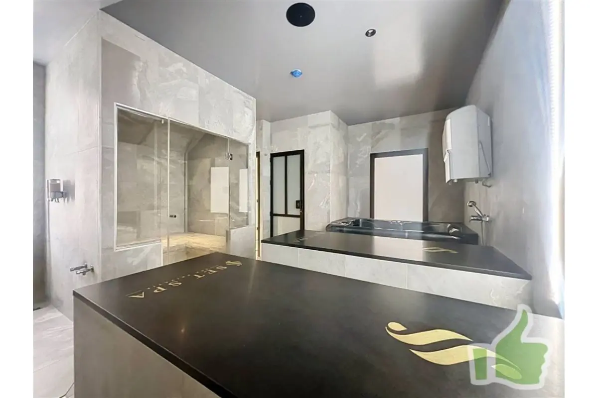 Commerce à vendre à Mouscron 7700 259000.00€  chambres m² - annonce 777034