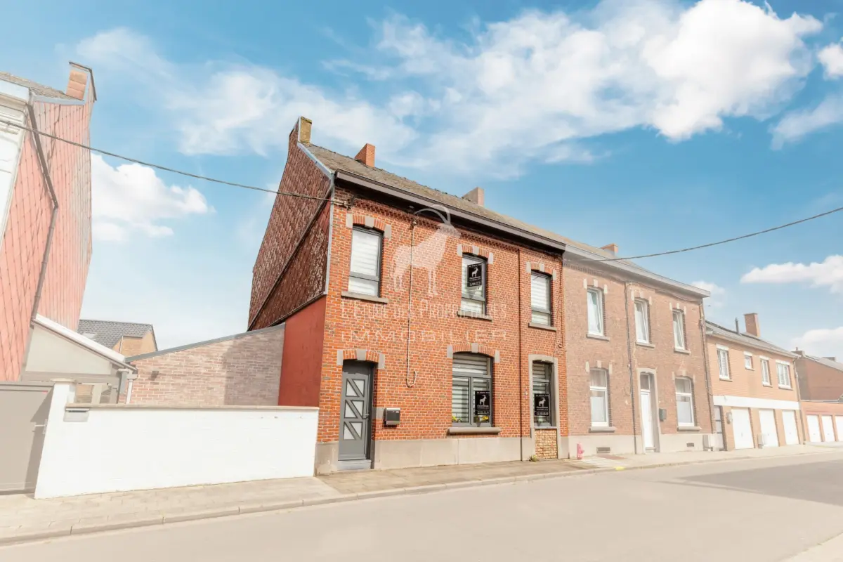 Maison à vendre à Wanfercée-Baulet 6224 269999.00€ 3 chambres 224.00m² - annonce 777398