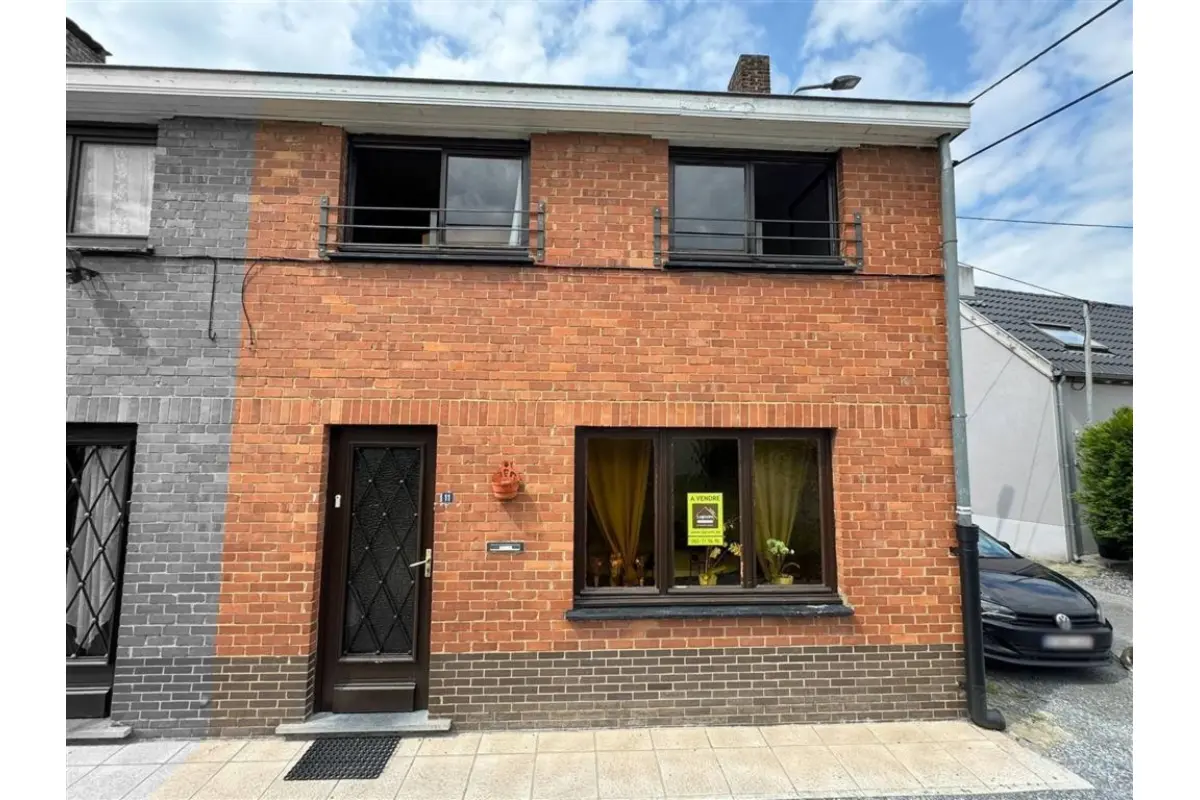 Maison à vendre à Ghlin 7011 125000.00€ 3 chambres 124.00m² - annonce 778143