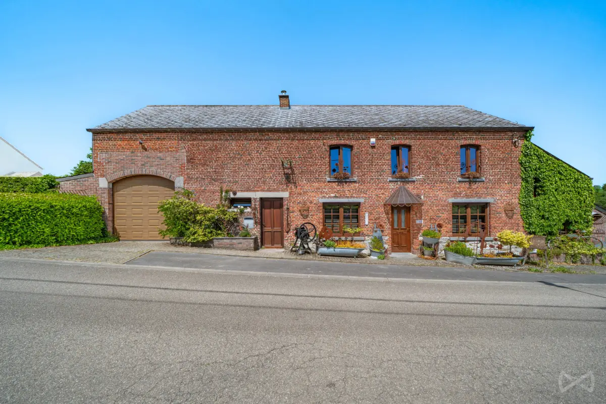 Bungalow à  à Froidchapelle 6440 410000.00€ 4 chambres 275.00m² - annonce 778356