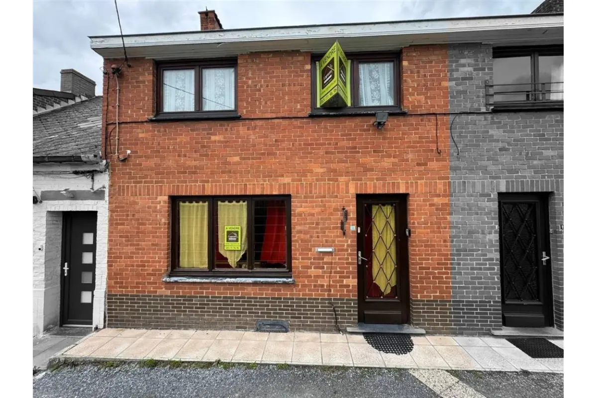 Maison à vendre à Ghlin 7011 125000.00€ 3 chambres 96.00m² - annonce 778140