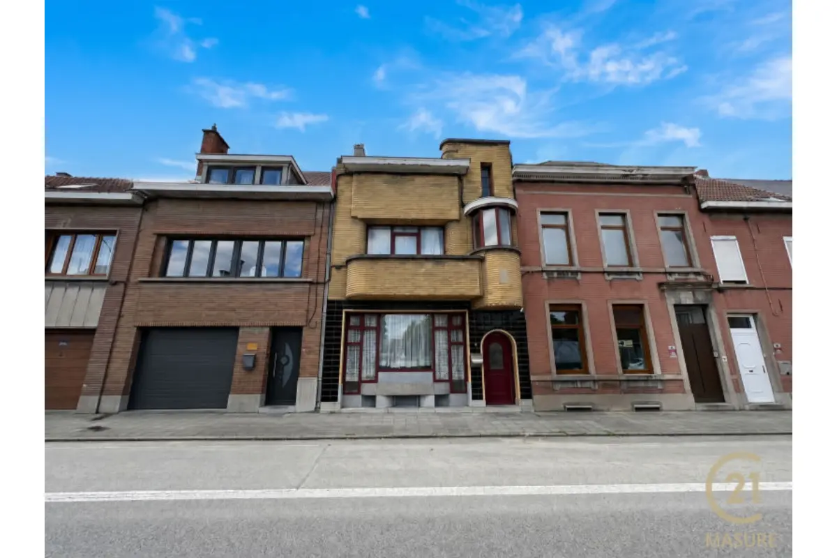 Maison à vendre à Soignies 7060 310000.00€ 3 chambres 200.00m² - annonce 779701