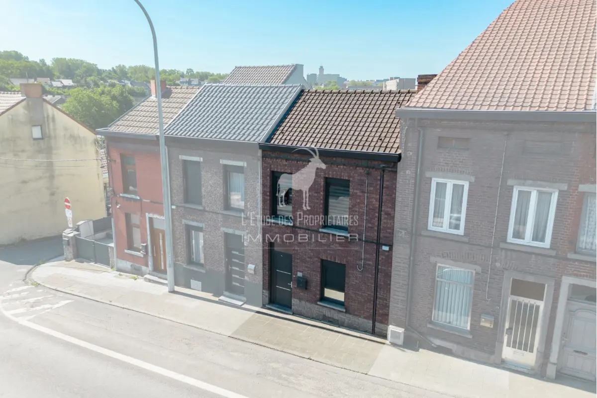 Maison à vendre à Lodelinsart 6042 219999.00€ 3 chambres 154.00m² - annonce 779694