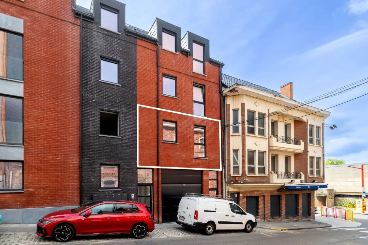 Duplex à vendre à Charleroi 6000 180000.00€ 2 chambres 90.00m² - annonce 779085
