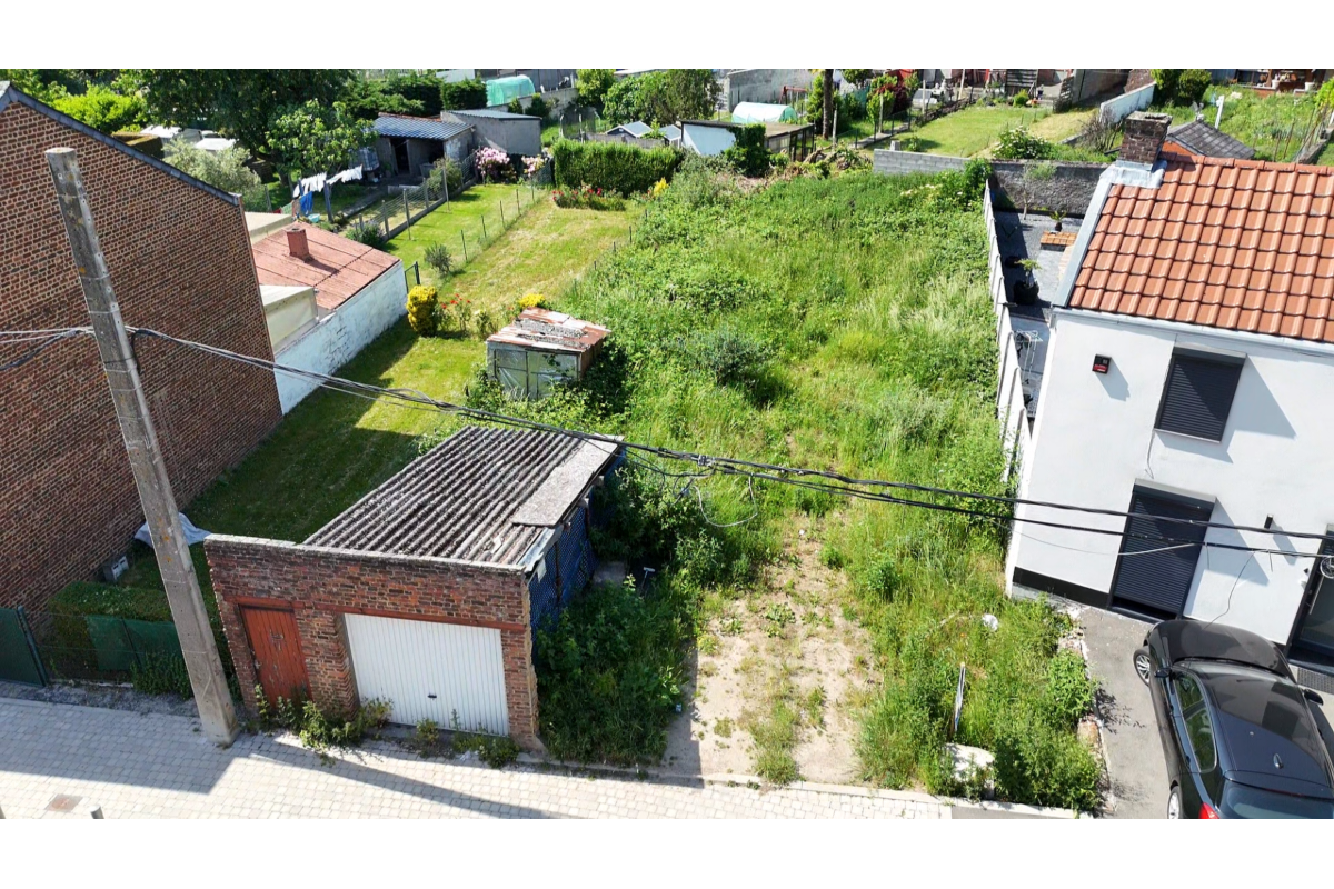 Terrain à vendre à Haine-Saint-Paul 7100 65000.00€  chambres m² - annonce 779471