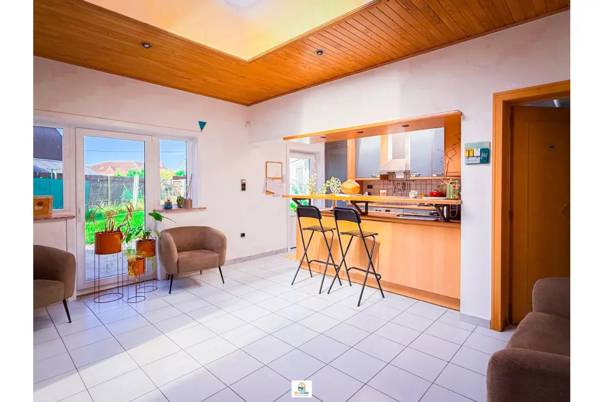 Maison à vendre à La Louvière 7100 360000.00€ 4 chambres 295.00m² - annonce 780071