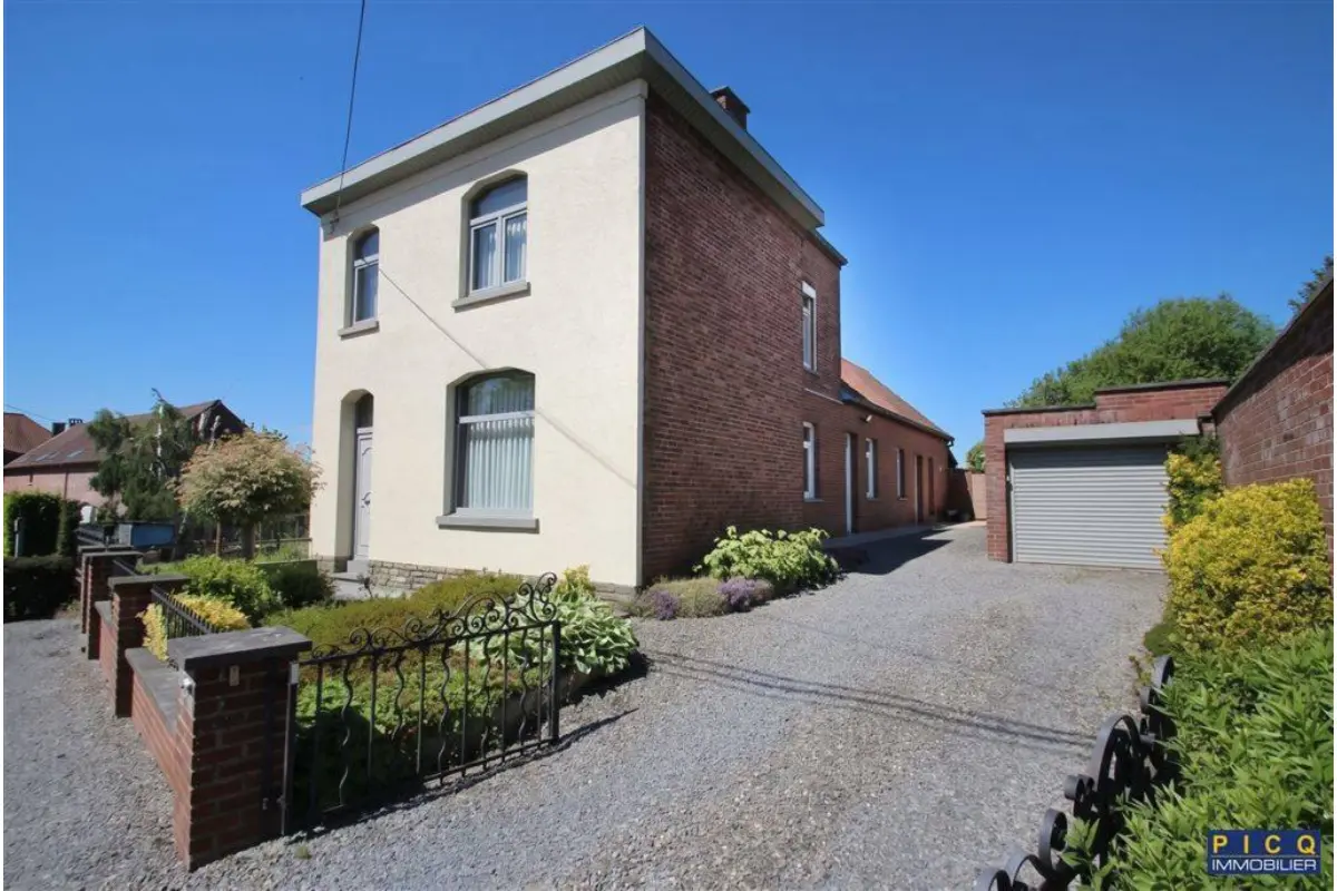 Maison à  à Vezon 7538 270000.00€ 3 chambres m² - annonce 780489