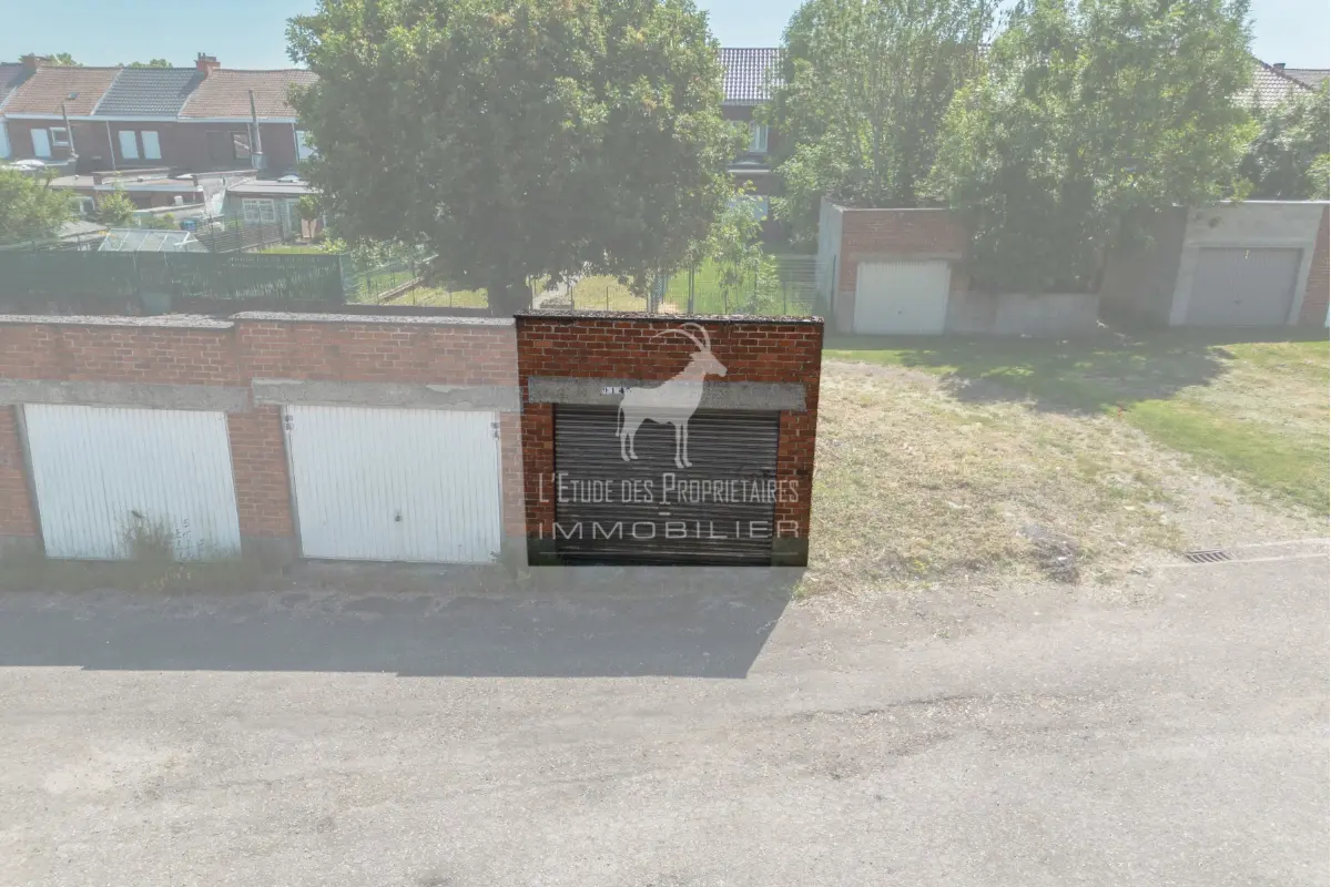 Parking / garage à vendre à Monceau-sur-Sambre 6031 12499.00€  chambres m² - annonce 781105