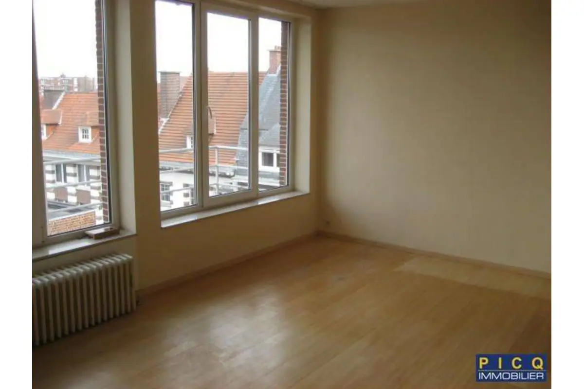 Appartement à  à Tournai 7500 680.00€ 2 chambres m² - annonce 781146