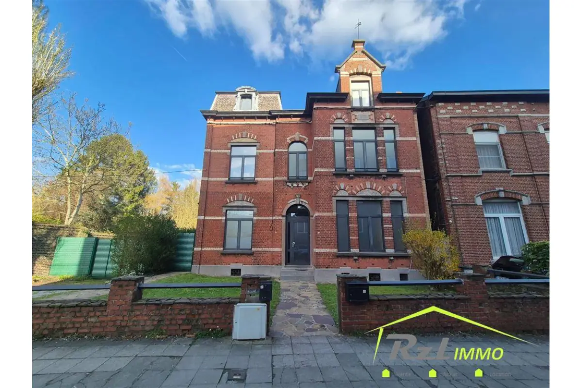 Appartement à louer à Montignies-sur-Sambre 6061 600.00€ 2 chambres 115.00m² - annonce 781467