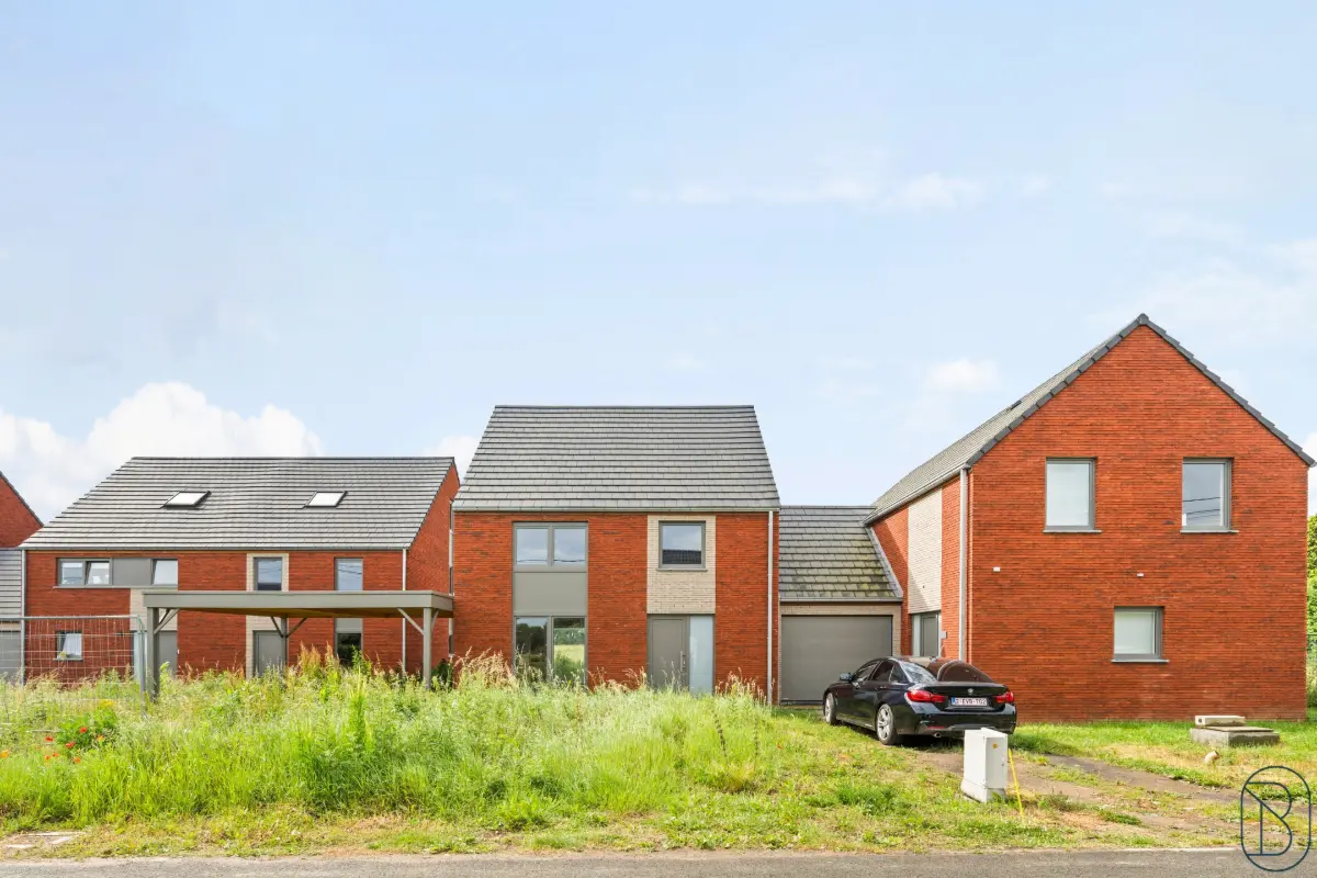 Maison à vendre à Lens 7870 203032.29€ 3 chambres 149.00m² - annonce 782653