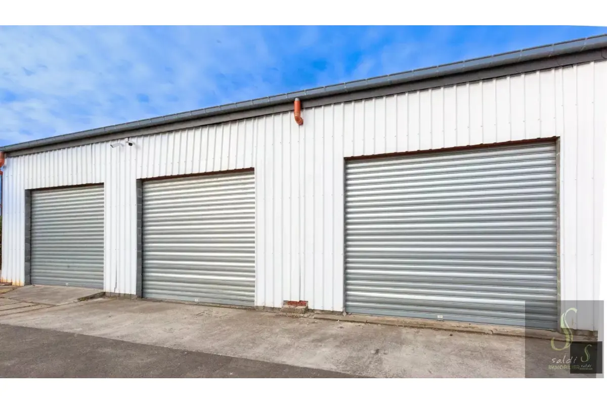 Commerce à  à Binche 7130 350.00€  chambres m² - annonce 782205