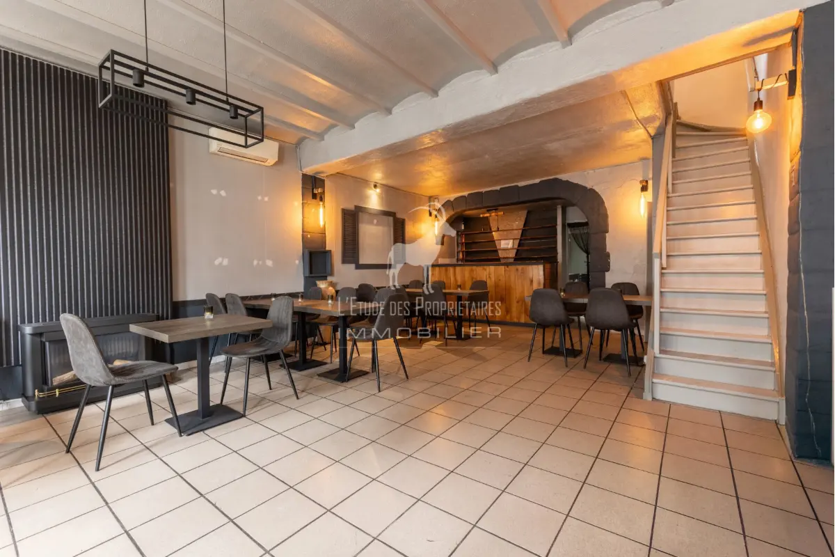 Commerce à louer à Monceau-sur-Sambre 6031 1500.00€  chambres 100.00m² - annonce 782065