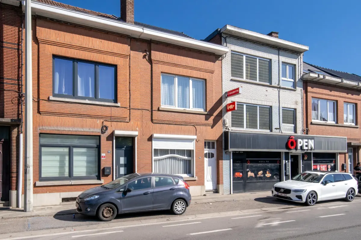 Maison à vendre à Châtelet 6200 160000.00€ 3 chambres m² - annonce 782615