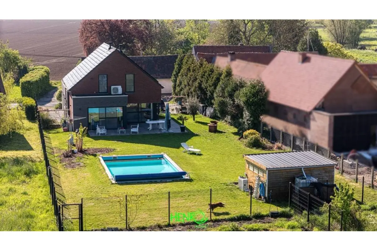 Maison à vendre à Escanaffles 7760 539000.00€ 3 chambres m² - annonce 782972