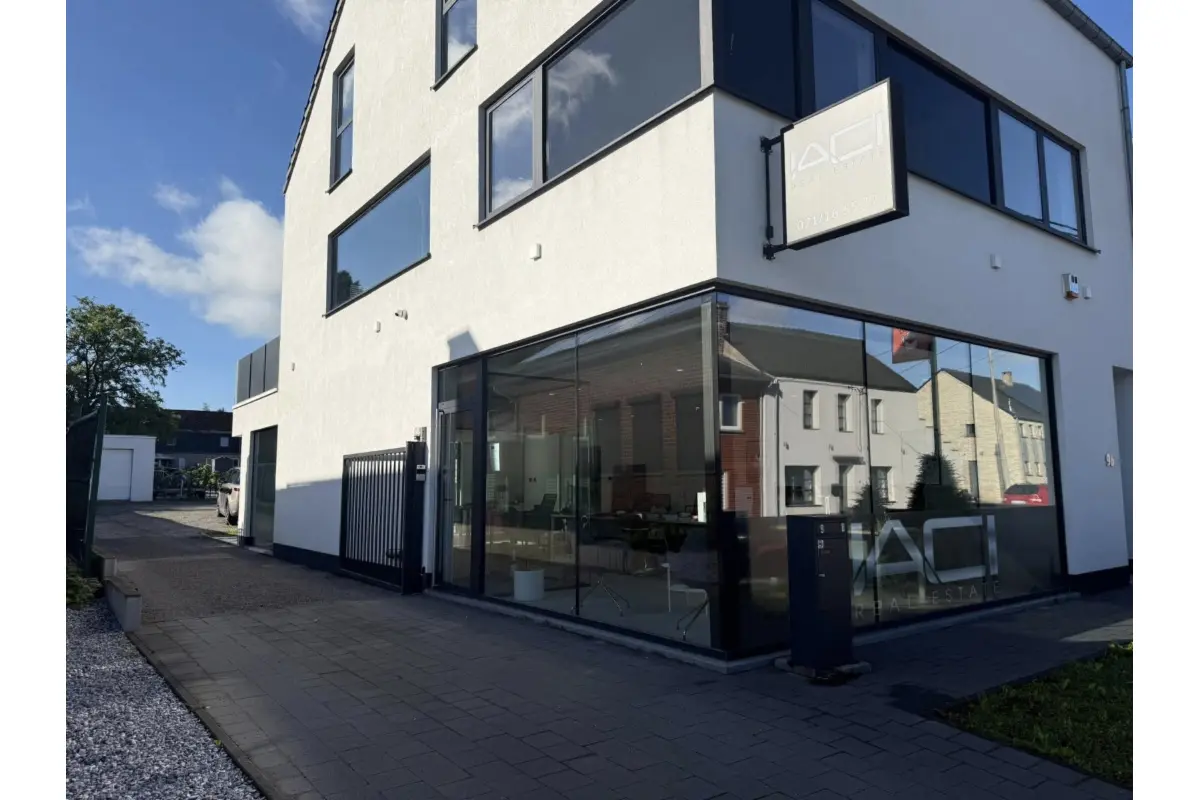 Commerce à louer à Nalinnes 6120 2800.00€  chambres 107.00m² - annonce 782844