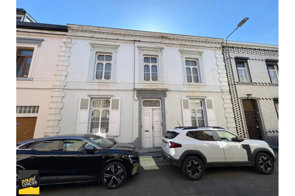 Maison à vendre à Morlanwelz-Mariemont 7140 165000.00€ 5 chambres 225.00m² - annonce 782171