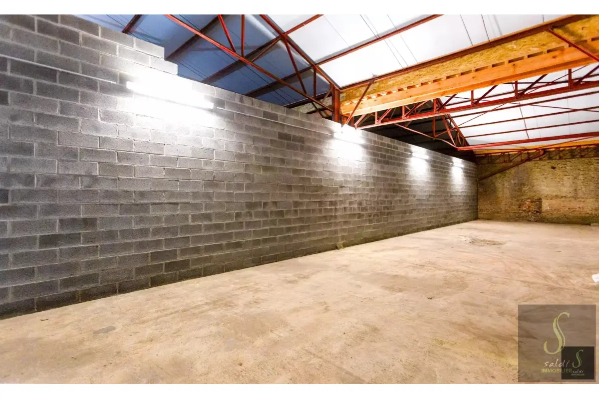 Commerce à  à Binche 7130 350.00€  chambres 60.00m² - annonce 782206