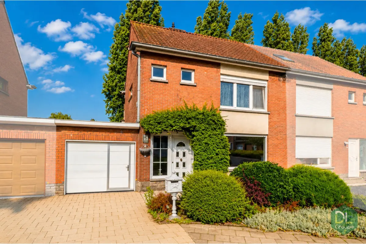 Maison à vendre à Mouscron 7700 215000.00€ 3 chambres 143.00m² - annonce 783884