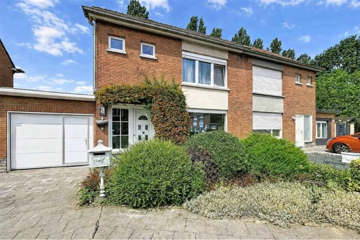 Maison à vendre à Mouscron 7700 215000.00€ 3 chambres 143.00m² - annonce 785277