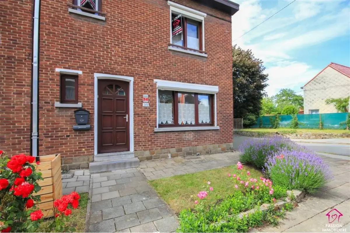 Maison à louer à Charleroi 6000 950.00€ 3 chambres 141.00m² - annonce 784856