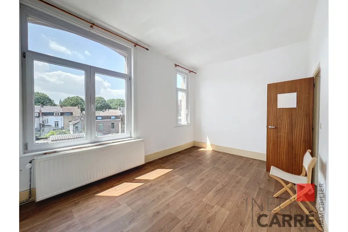 Appartement à  à Tournai 7500 600.00€ 1 chambres 71.00m² - annonce 784819