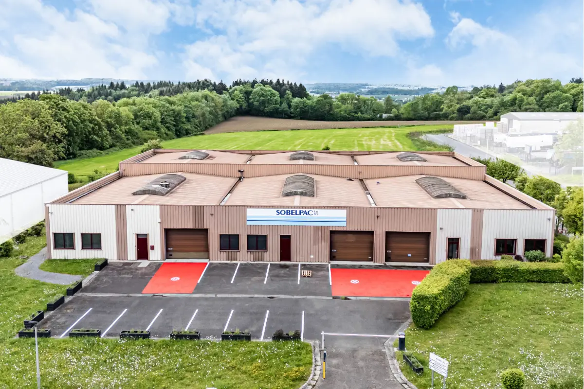 Commerce à vendre à Beaumont 6500 879000.00€  chambres 1946.00m² - annonce 786000