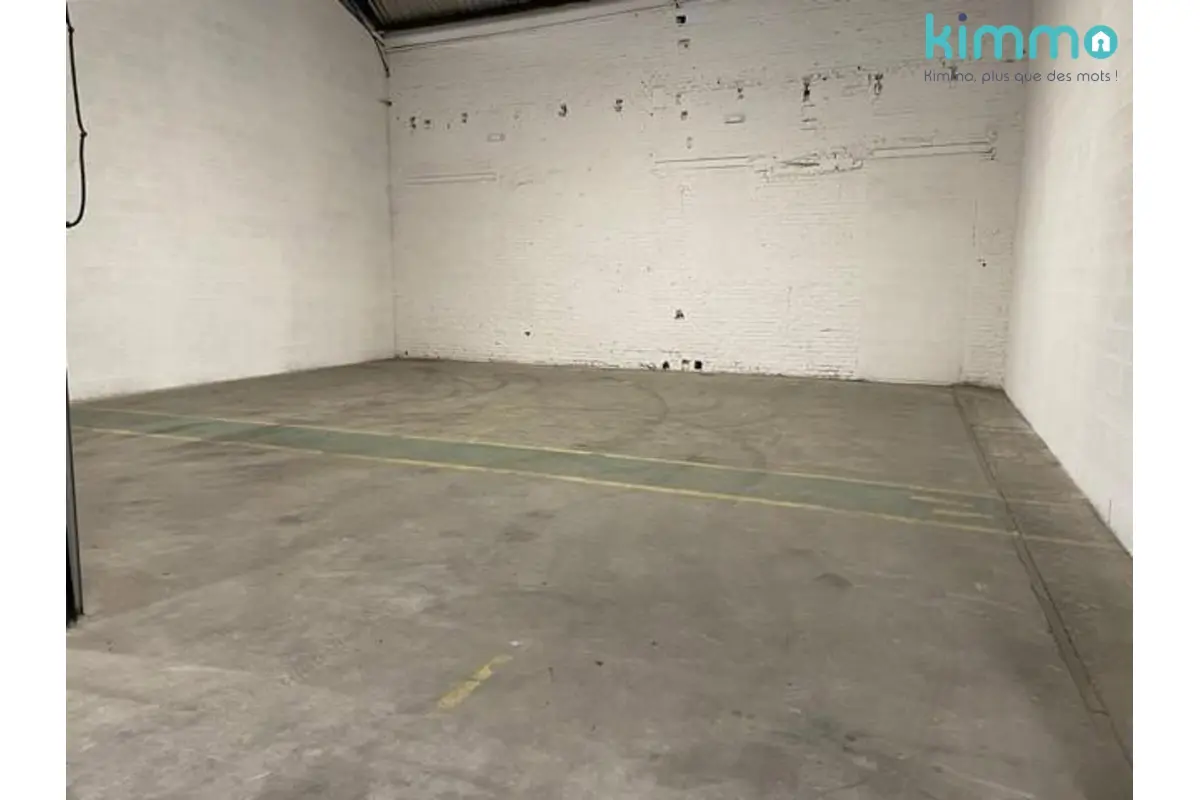 Commerce à louer à Fleurus 6220 1100.00€  chambres 250.00m² - annonce 786743