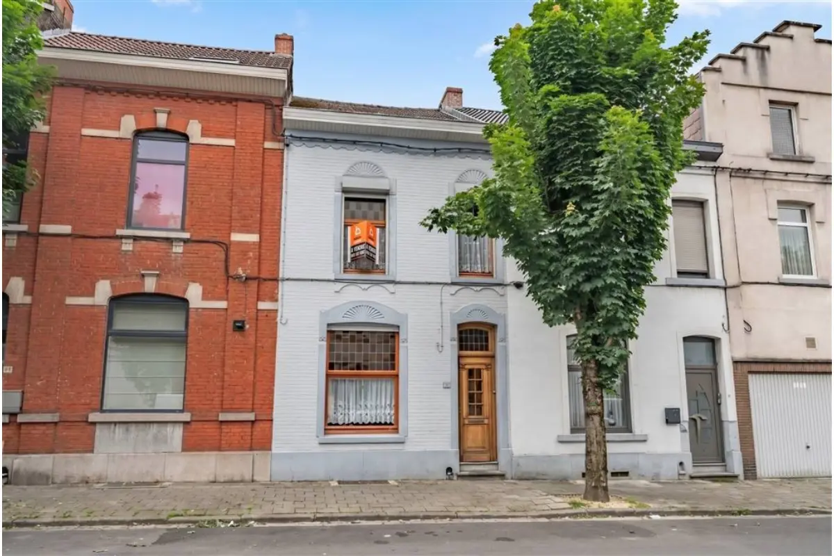 Maison à vendre à La Louvière 7100 149000.00€ 2 chambres 179.00m² - annonce 788807