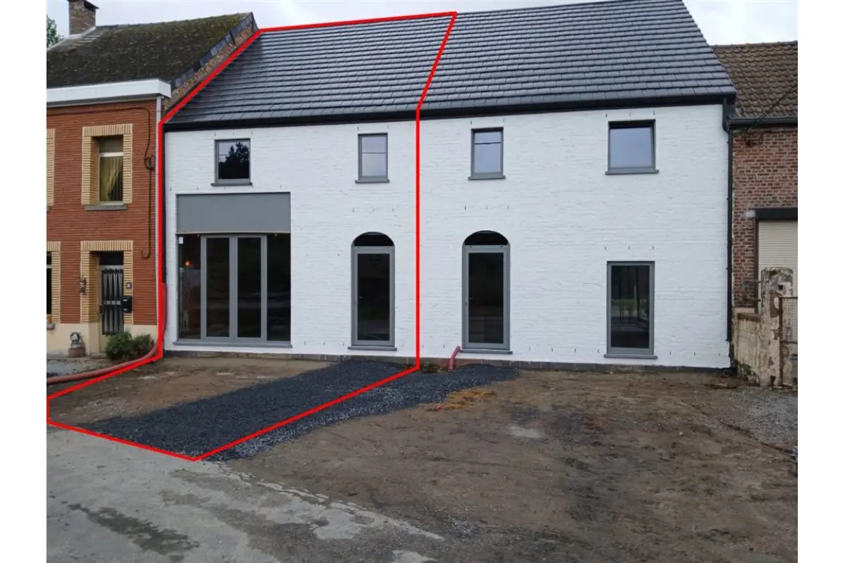 Maison à vendre à Saint-Symphorien 7030 329000.00€ 2 chambres 143.00m² - annonce 788274