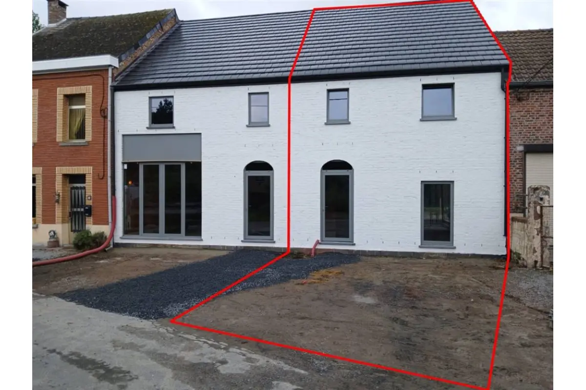 Maison à vendre à Saint-Symphorien 7030 349000.00€ 2 chambres 145.00m² - annonce 788273