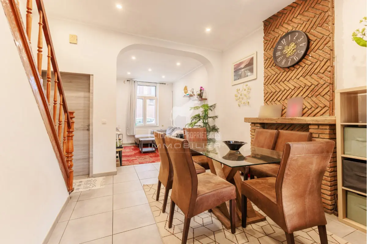 Maison à vendre à Monceau-sur-Sambre 6031 169999.00€ 3 chambres 127.00m² - annonce 789087