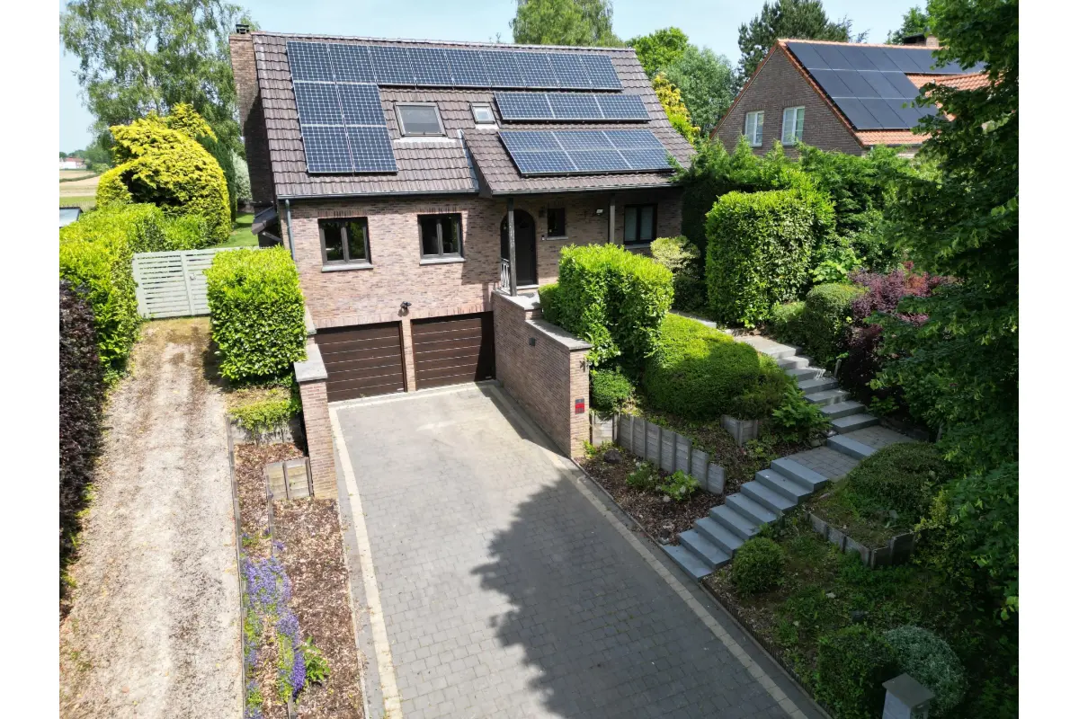 Maison à vendre à Les Bons Villers 6210 495000.00€ 4 chambres 145.00m² - annonce 789085