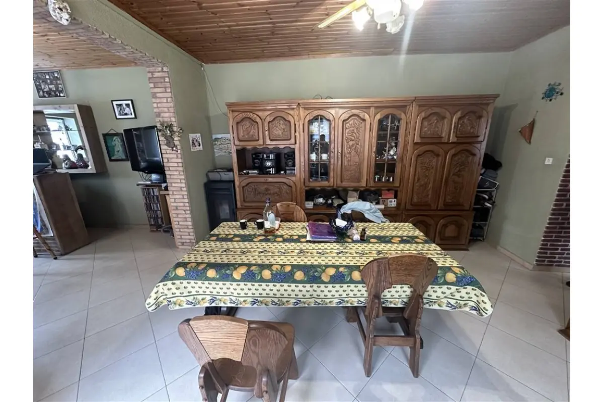 Maison à vendre à Gilly 6060 170000.00€ 4 chambres 161.00m² - annonce 789527