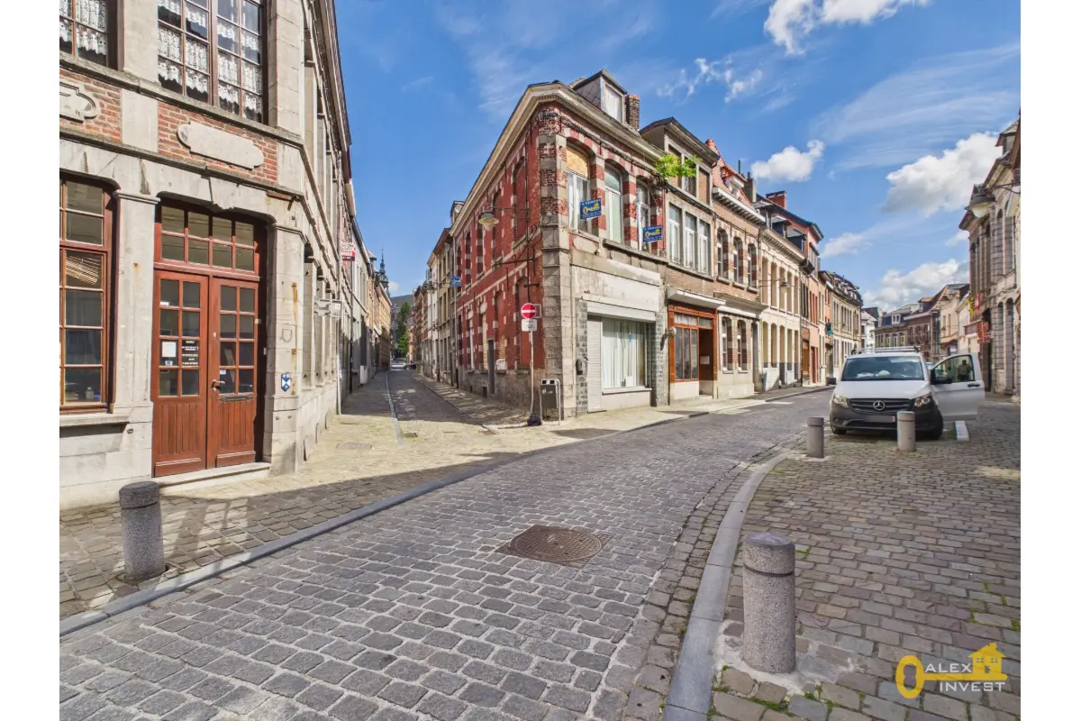 Immeuble de rapport - Immeuble à appartement à vendre à Mons 7000 165000.00€ 4 chambres 155.00m² - annonce 789679