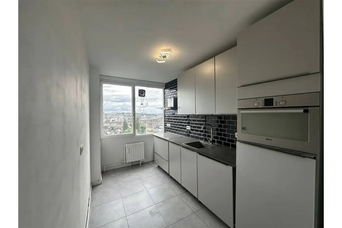Appartement à vendre à Marcinelle 6001 125000.00€ 2 chambres 90.00m² - annonce 789520