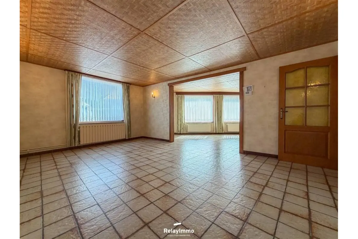 Maison à vendre à Guignies 7620 219000.00€ 3 chambres 243.00m² - annonce 789292